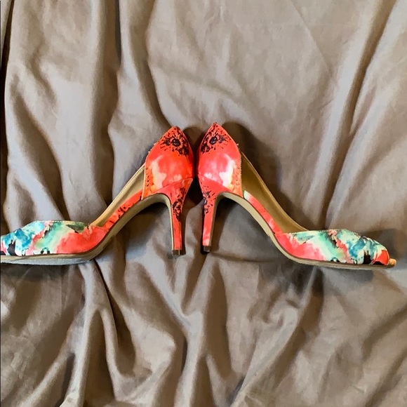 Silk floral peep toe Unisa heels - Picture 3 of 7